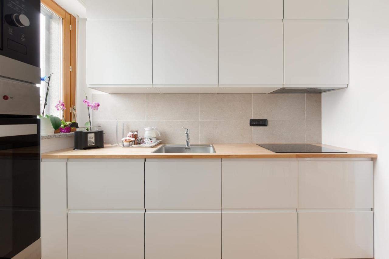 Milan Comfy Apartment X3 - With Balcony Exterior foto
